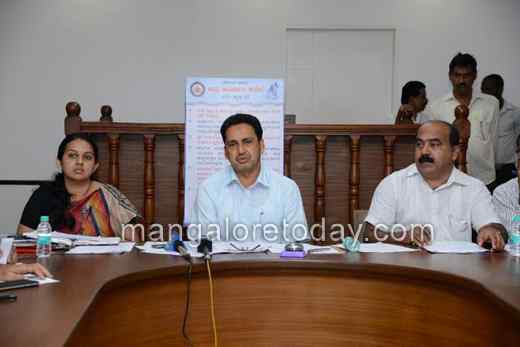 38 per cent progress in caste census works in DK, informs DC Ibrahim 1